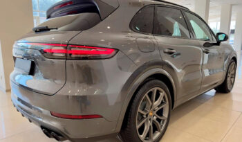 
										Porsche Cayenne S III, 2022 full									