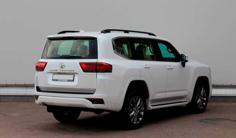 
								Toyota Land Cruiser, 2022 full									