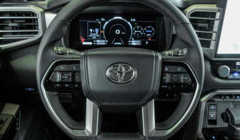 
								Toyota Sequoia lll, 2022 full									